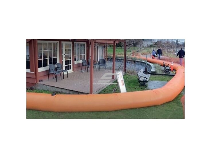 Apsauginė vandens užtvara | barjeras nuo potvynio | užpildoma vandeniu | 5000x900mm | 1,5mm | PVC | oranžinė 2