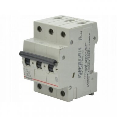 Moduļveida automātiskais slēdzis 3P | 32A | C | 6kA | DIN | RX3 Legrand
