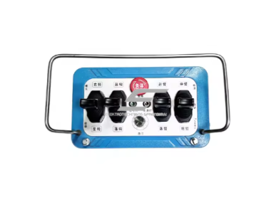 Belaidis kranų valdymo pultas | 4 svirtys, proporcinis valdymas | 12/24 V DC | ES-D1 Belaidis kranų valdymo pultas | 4 svirtys, proporcinis valdymas | 12/24 V DC | ES-D1
