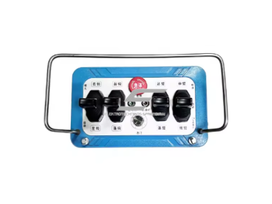 Belaidis kranų valdymo pultas | 4 svirtys, proporcinis valdymas | 12/24 V DC | ES-D1 Belaidis kranų valdymo pultas | 4 svirtys, proporcinis valdymas | 12/24 V DC | ES-D1