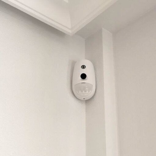 Bezvadu kustības sensors | detektors | ar videonovērošanas kameru | PIR | virsmas montāža | 12m | 85.9° | melns | Hikvision DS-PDPC12P-EG2-WE AX PRO 2