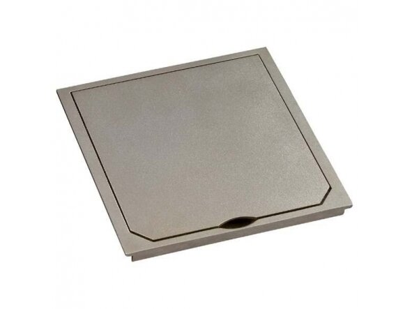 Dangtelis grindiniam kištukiniam lizdui | 112x112mm | IP41 | platina matinis