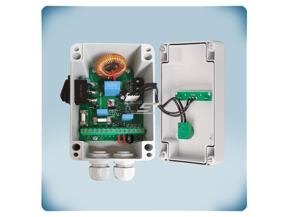 Elektroninis ventiliatoriaus greičio reguliatorius su TK | 5A | 110-240VAC | virštinkinis | IP54 | Sentera Controls | ITRS9-50-DT 5