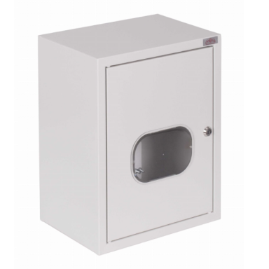 Vienfāzes | Ievada elektro sadales skapis | Korpuss | Skapis | Ar sadales daļu | 6 moduļi | Ar slēdzeni un stikla durvīm | 395x310x220 mm | 1 vienfāzes skaitītājam | Ar plombēšanas iespēju | Virsapmetuma | Tērauda | IP31