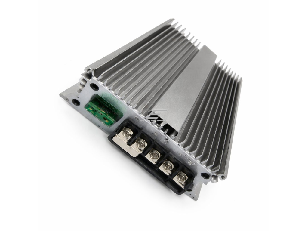 Impulsinis DC-DC įtampos keitiklis | 12 / 24 V – 5 V | 100 A | 500 W | neizoliuotas | 150 x 130 x 50 mm Impulsinis DC-DC įtampos keitiklis | 12 / 24 V – 5 V | 100 A | 500 W | neizoliuotas | 150 x 130 x 50 mm