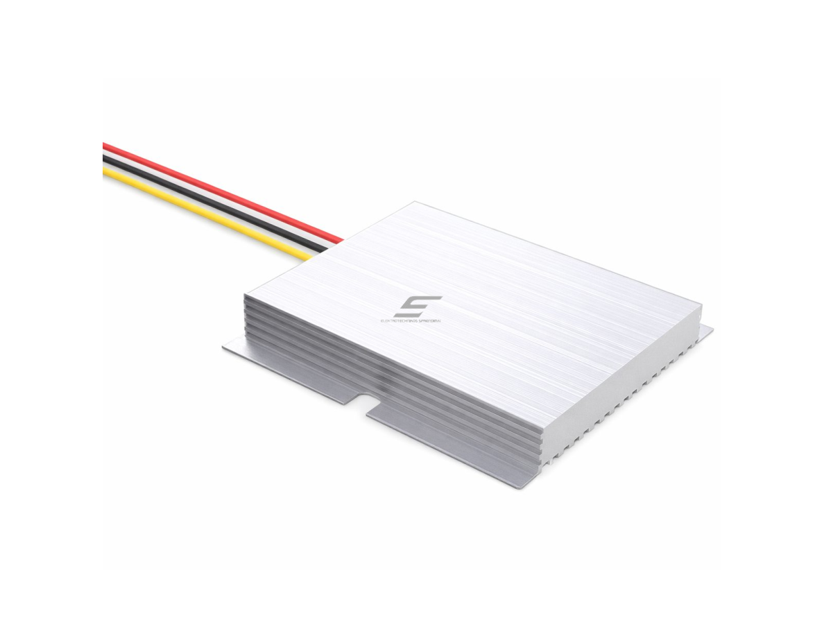 Impulsinis DC-DC įtampos keitiklis | 12 / 24 V – 5 V | 8 A | 40 W | 50 x 52 x 15 mm Impulsinis DC-DC įtampos keitiklis | 12 / 24 V – 5 V | 8 A | 40 W | 50 x 52 x 15 mm