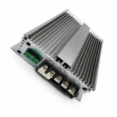 Switching DC–DC voltage converter | 12 / 24 V – 5 V | 100 A | 500 W | non-isolated | 150 x 130 x 50 mm