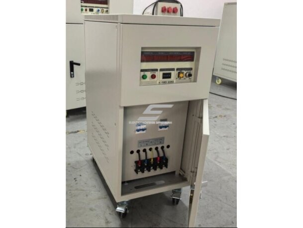 Įtampos keitiklis | iš 230V į 115V | amerikietiškas standartas | 0-300V | 5KVA | 40-499,9Hz 1 Įtampos keitiklis | iš 230V į 115V | amerikietiškas standartas | 0-300V | 5KVA | 40-499,9Hz 1