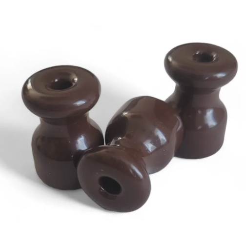Isolaator punutud juhtmete paigalduseks | 22x16 mm | keraamiline | pruun (6 tk) Isolaator punutud juhtmete paigalduseks | 22x16 mm | keraamiline | pruun (6 tk)