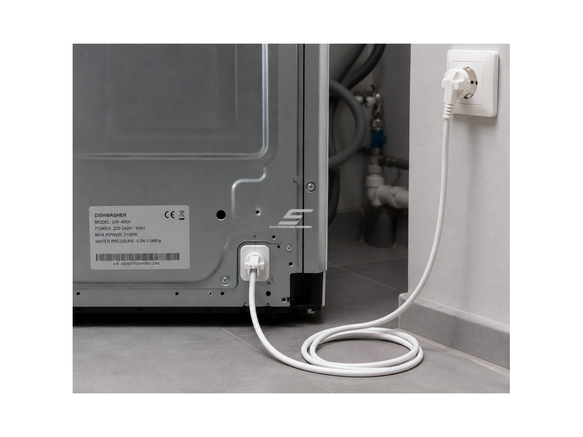 Maitinimo laidas buitinei ir pramoninei įrangai | su kištuku | 3 gyslų | 16A | 250V | 1.5m kabelis | HO5VV-F | alavuotas varis | baltas 2 Maitinimo laidas buitinei ir pramoninei įrangai | su kištuku | 3 gyslų | 16A | 250V | 1.5m kabelis | HO5VV-F | alavuotas varis | baltas 2