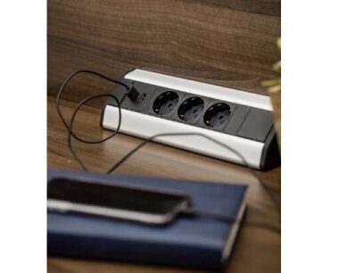 Kištukinių lizdų blokas | montuojamas ant paviršiaus | kampinis | 3xSchuko | 2xUSB-A | sidabrinis | AE-PBKT3S2U-80 | 5901867162809 1 Kištukinių lizdų blokas | montuojamas ant paviršiaus | kampinis | 3xSchuko | 2xUSB-A | sidabrinis | AE-PBKT3S2U-80 | 5901867162809 1