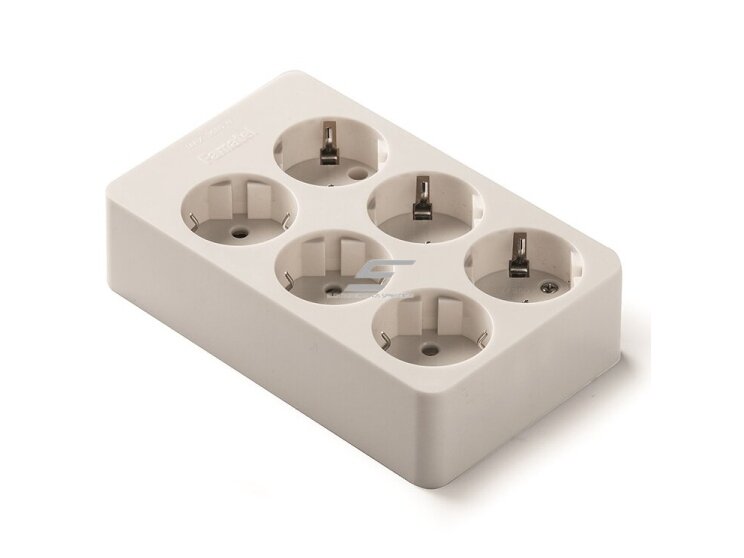 Kištukinis lizdas | 6xSchuko | 16A | 250V | 3680W | su įžeminimu | atsparus UV | baltas | FAMATEL | 2506 | 8429760421184