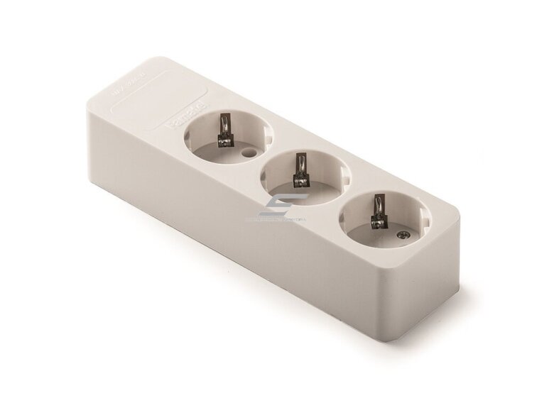 Kištukinis lizdas | 3xSchuko | 16A | 250V | 3680W | su įžeminimu | atsparus UV | baltas | FAMATEL | 2503