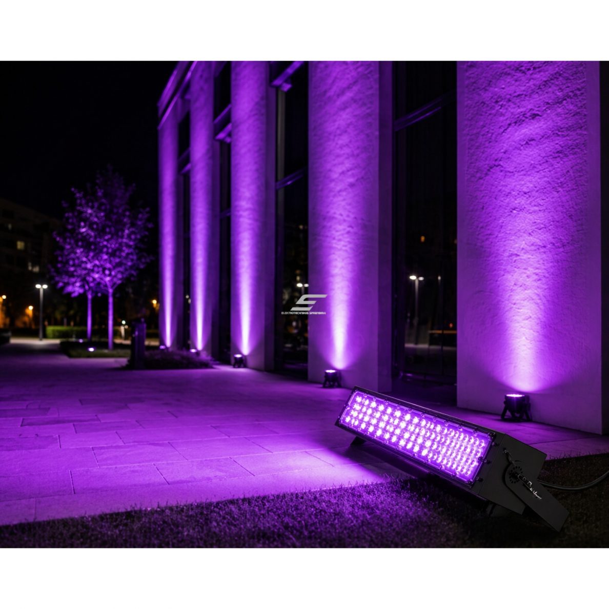 Naświetlacz LED RGB | 250W | sterowanie DMX | 96x3W | IP65 | AC 100–277V | 20°–90° | ściemnialny | do oświetlenia zewnętrznego, elewacji i architektonicznego 3 Naświetlacz LED RGB | 250W | sterowanie DMX | 96x3W | IP65 | AC 100–277V | 20°–90° | ściemnialny | do oświetlenia zewnętrznego, elewacji i architektonicznego 3