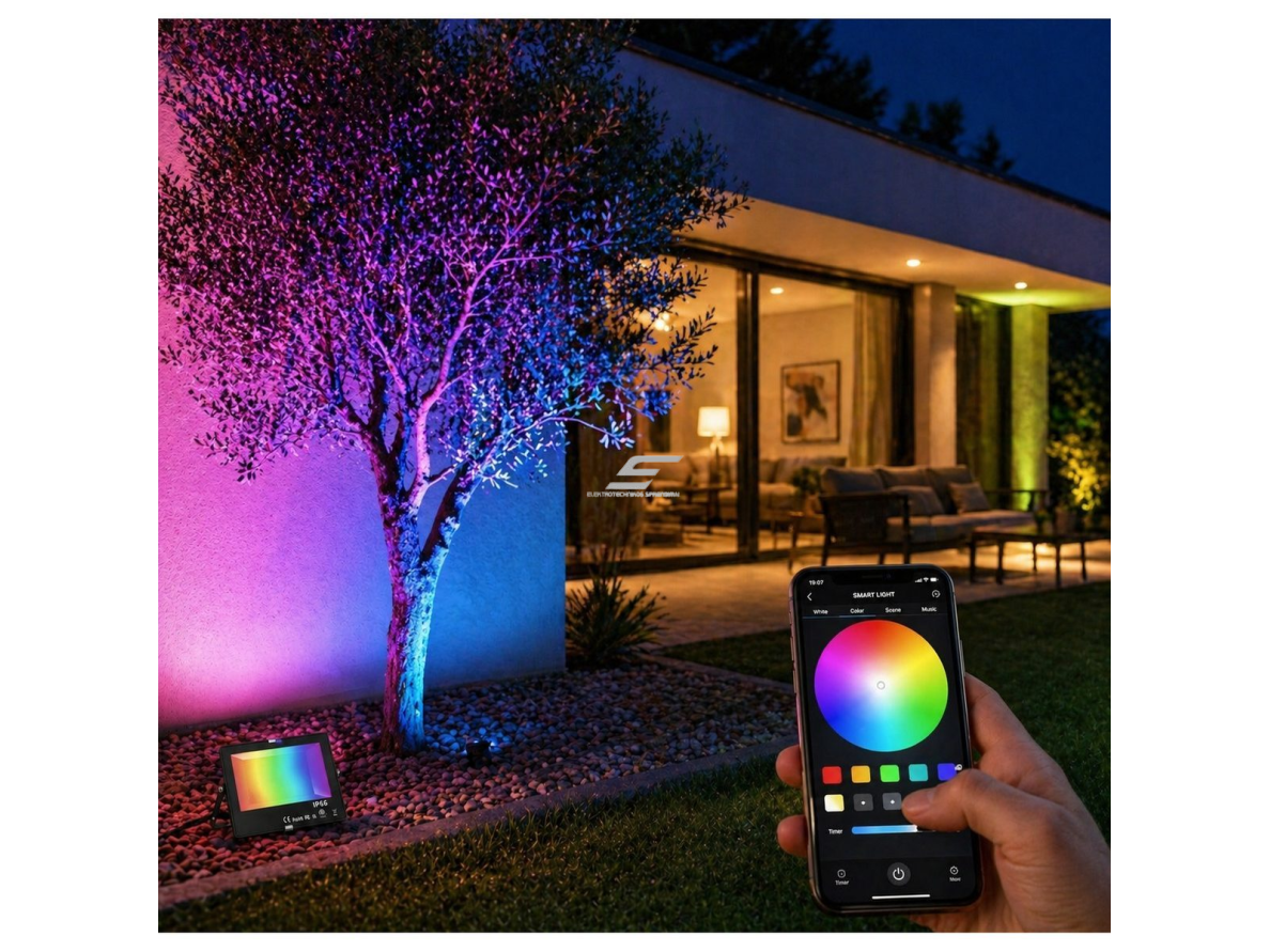 LED RGB išmanus lauko prožektorius | su APP valdymu | 30W | RGB + šiltai balta 2700K | IP66 | 7900lm | aliuminis korpusas 3