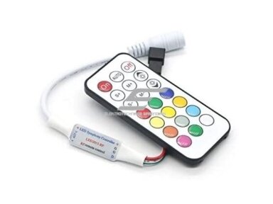 LED juostų šviesos efektų RF valdiklis | 5-24VDC | ant laido | su 21 klavišo pulteliu | valdymas radijo bangomis | C-8209 LED juostų šviesos efektų RF valdiklis | 5-24VDC | ant laido | su 21 klavišo pulteliu | valdymas radijo bangomis | C-8209