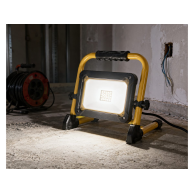 LED darba prožektors | 30W | 3200lm | 6500K | uzlādējams | pārnēsājams | IP54 | Brenenstuhl | JARO 3010 MA | 1171250345 | 4007123676569 3
