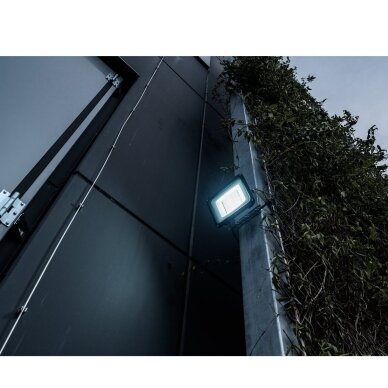 LED Floodlight 100W | 11500lm | 6500K | IP65 | IK08 | black | JARO 14060 Brennenstuhl 4 LED Floodlight 100W | 11500lm | 6500K | IP65 | IK08 | black | JARO 14060 Brennenstuhl 4