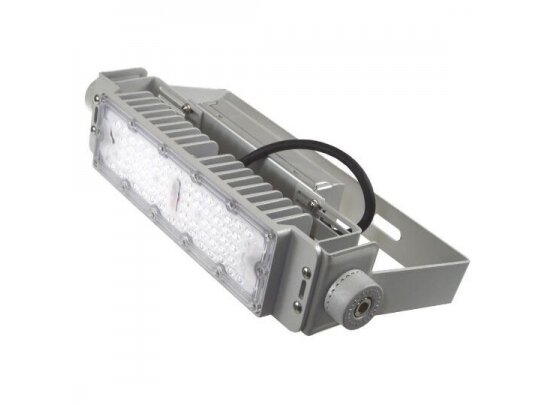 LED LAUKO TERITORIJOS PROŽEKTORIUS siauru kampu 90* 6