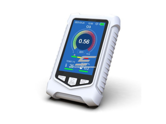Nešiojamas ozono (O₃) dujų detektorius 3-in-1 | 0–50 ppm | temperatūra + drėgmė | LCD ekranas | garsinė signalizacija | Li-ion 2000 mAh | ABS plastikas