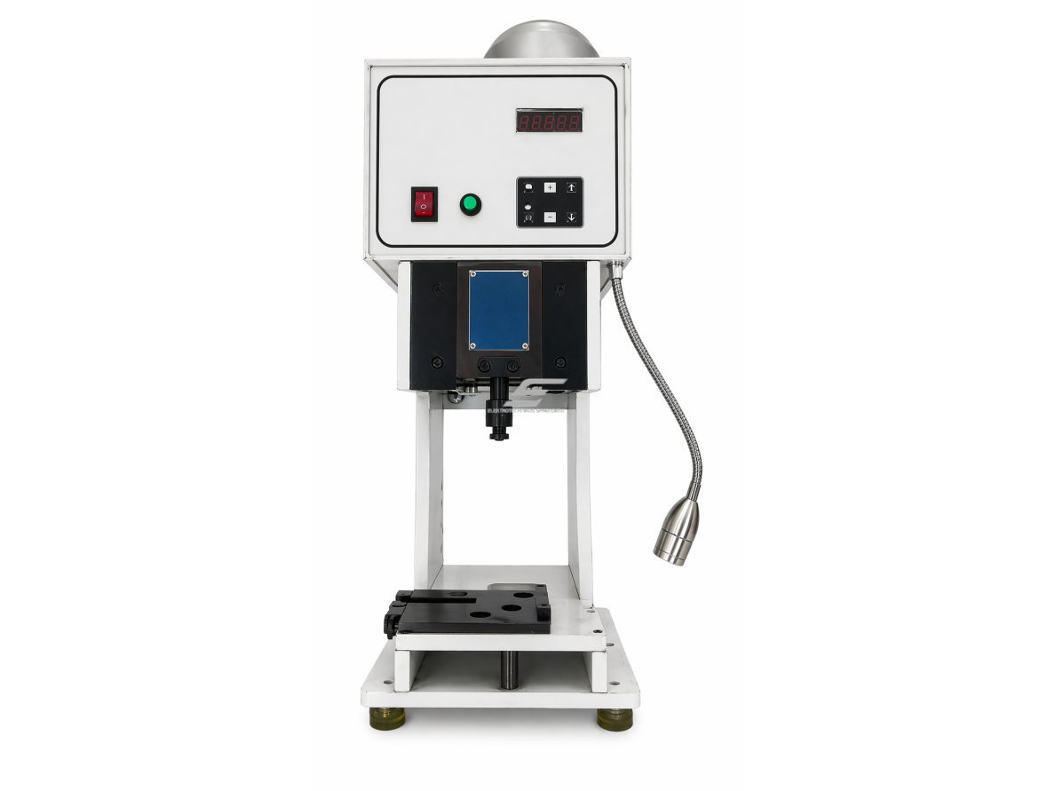 Pusiau automatinė laidų antgalių užspaudimo mašina | presas | 1.5T | 15KN | 0.1–2.5mm² | 2000–4000 vnt./h | 220V | 215x230x600mm Pusiau automatinė laidų antgalių užspaudimo mašina | presas | 1.5T | 15KN | 0.1–2.5mm² | 2000–4000 vnt./h | 220V | 215x230x600mm