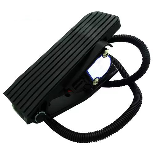 Elektroniczny pedał przyspieszenia | z czujnikami Halla | 0.55–4.2 V | -40…+85°C | mocowanie na 2 otwory | do sterowania prędkością, mocą lub pozycją Elektroniczny pedał przyspieszenia | z czujnikami Halla | 0.55–4.2 V | -40…+85°C | mocowanie na 2 otwory | do sterowania prędkością, mocą lub pozycją
