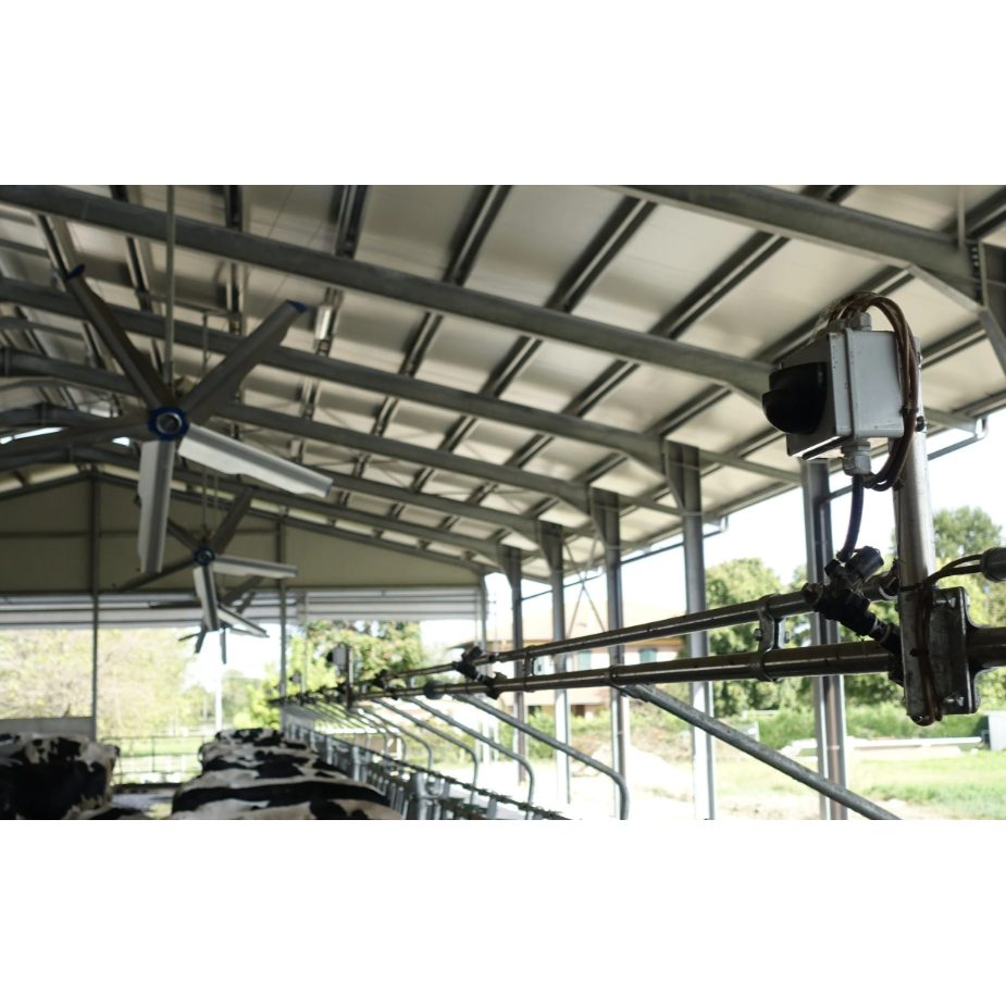 Livestock cooling system with presence sensors | sprinklers + sensors | Coolibrì | F94901 1 Livestock cooling system with presence sensors | sprinklers + sensors | Coolibrì | F94901 1