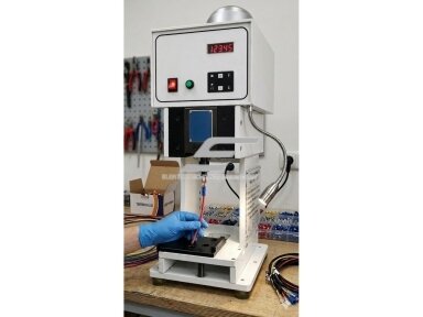 Pusiau automatinė laidų antgalių užspaudimo mašina | presas | 4.0T | 40KN | 0.1–35mm² | 2000–4000 vnt./h | 220V | 260x305x740mm Pusiau automatinė laidų antgalių užspaudimo mašina | presas | 4.0T | 40KN | 0.1–35mm² | 2000–4000 vnt./h | 220V | 260x305x740mm