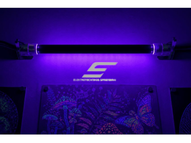 UV BLB fluorescencinė lempa fluorescencijos efektams | F4 T5 | 4W | 365 nm | AC 230V ±10% | tiesi stiklinė | CFL | 8000 val. | nedimeriuojama UV BLB fluorescencinė lempa fluorescencijos efektams | F4 T5 | 4W | 365 nm | AC 230V ±10% | tiesi stiklinė | CFL | 8000 val. | nedimeriuojama
